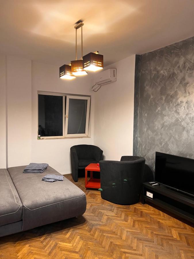 Apartament Emi